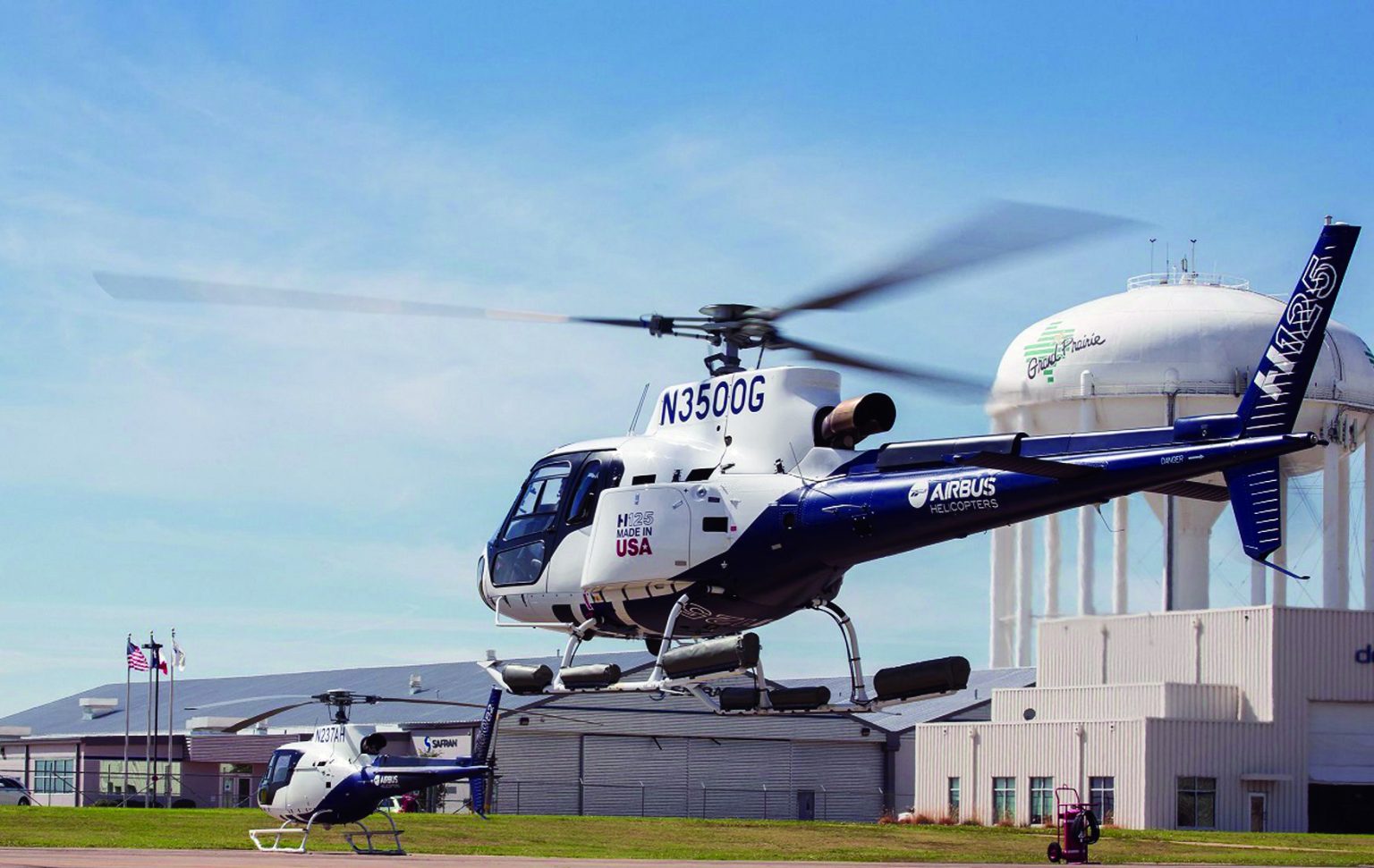 Airbus Delivers First Of 16 Advanced Law Enforcement H125 Helicopters ...