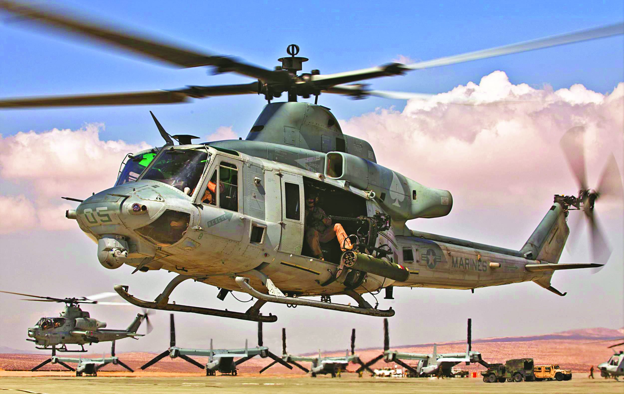 bell-uh-1y-venom-super-huey-helicopter-4-1