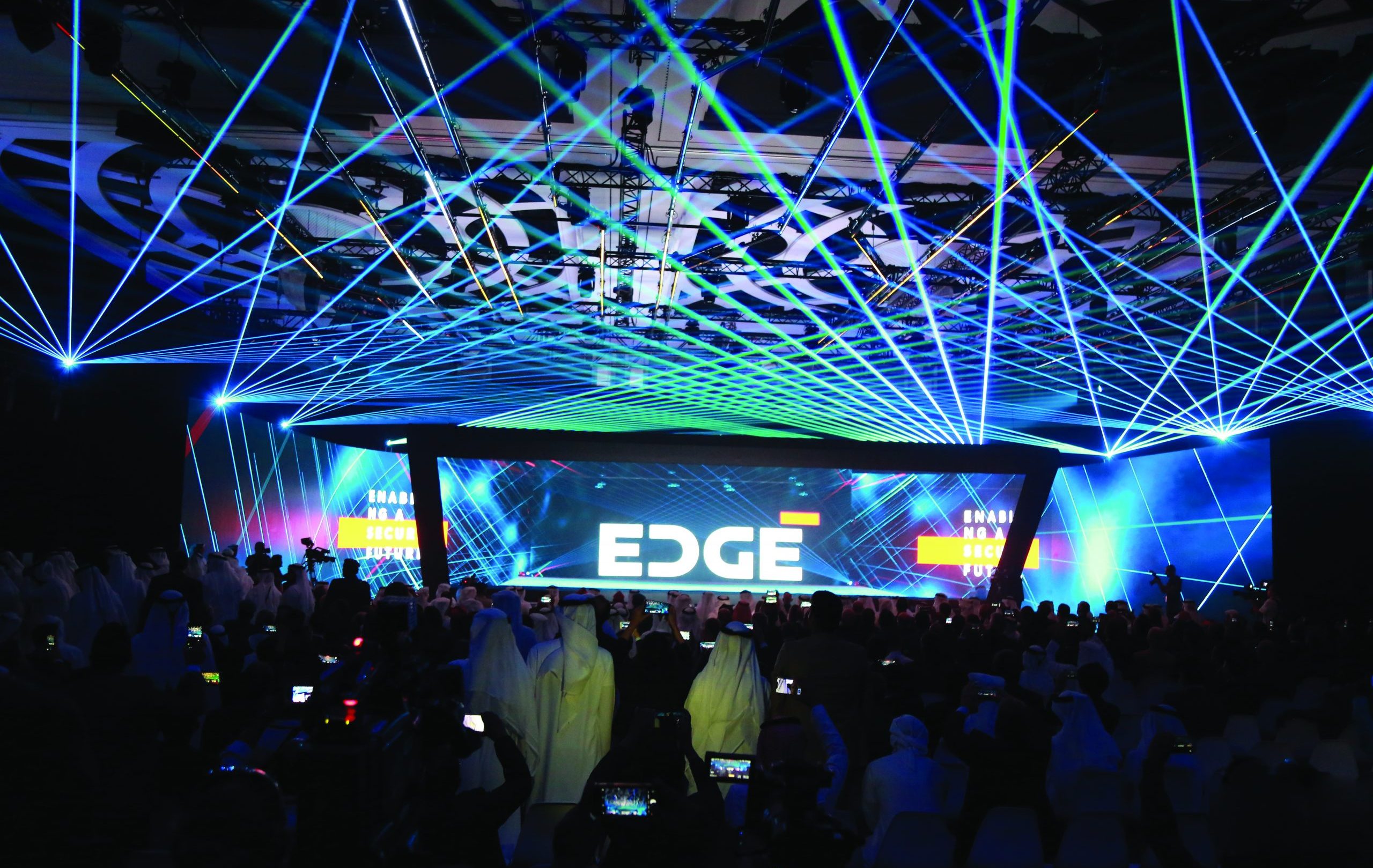 EDGE 28