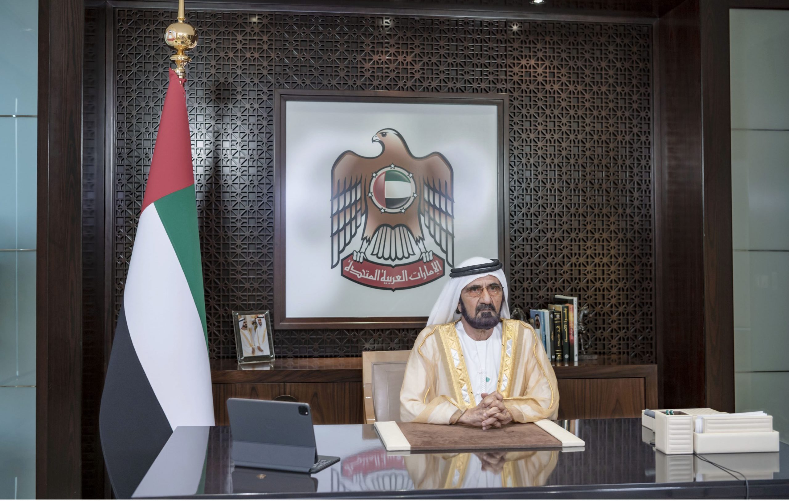 محمد بن راشد يشهد حفل تخريج الدفعة الـ 41 من طلبة جامعة الإمارات2
