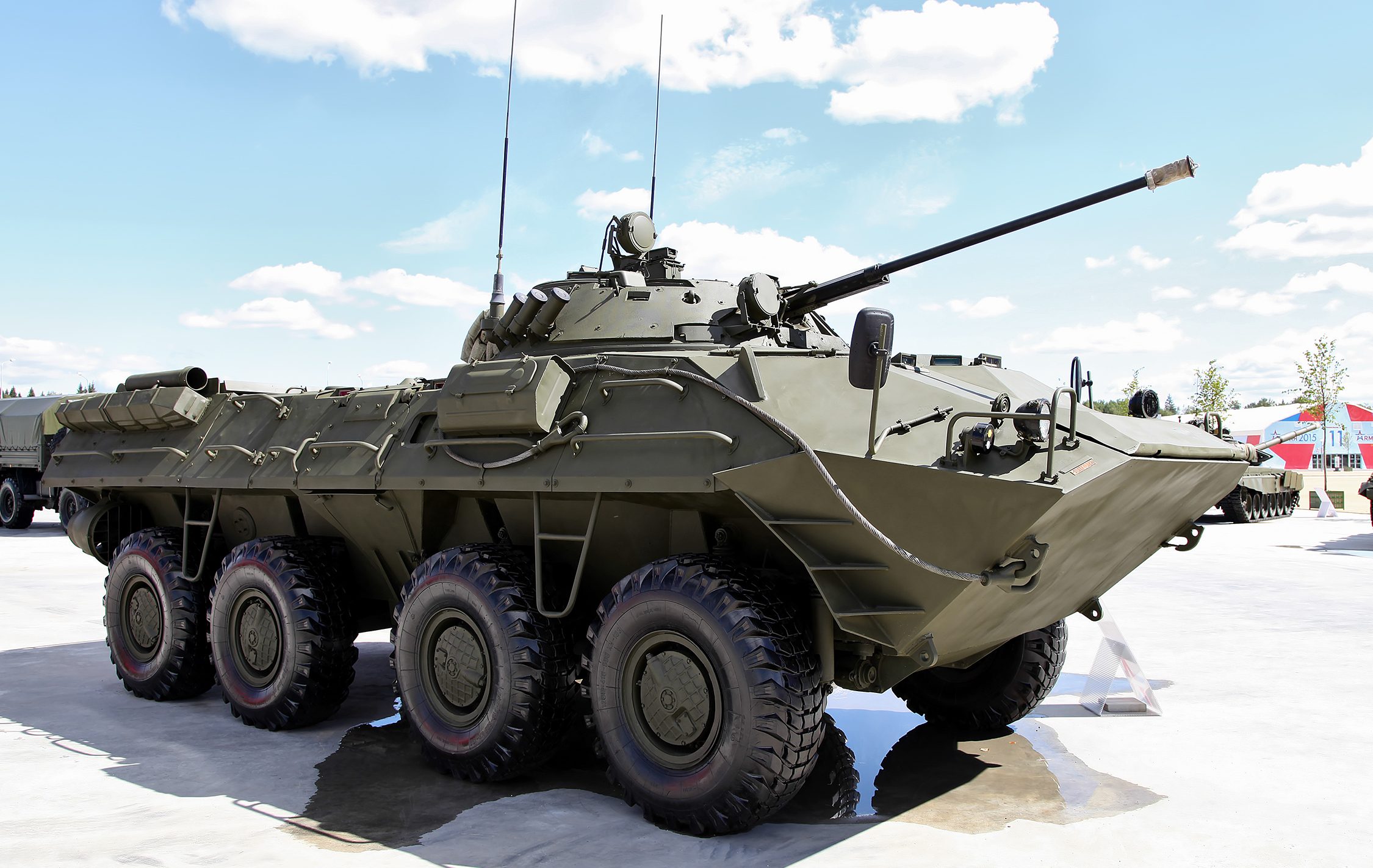 روسيا تكشف عن مدرّعة يمكن التحكم فيها بهاتف ذكي 2