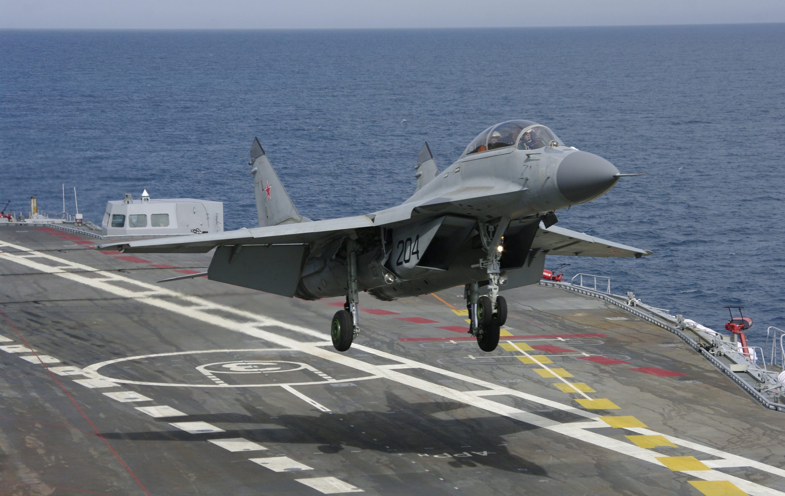 12_MiG-29KUB_main