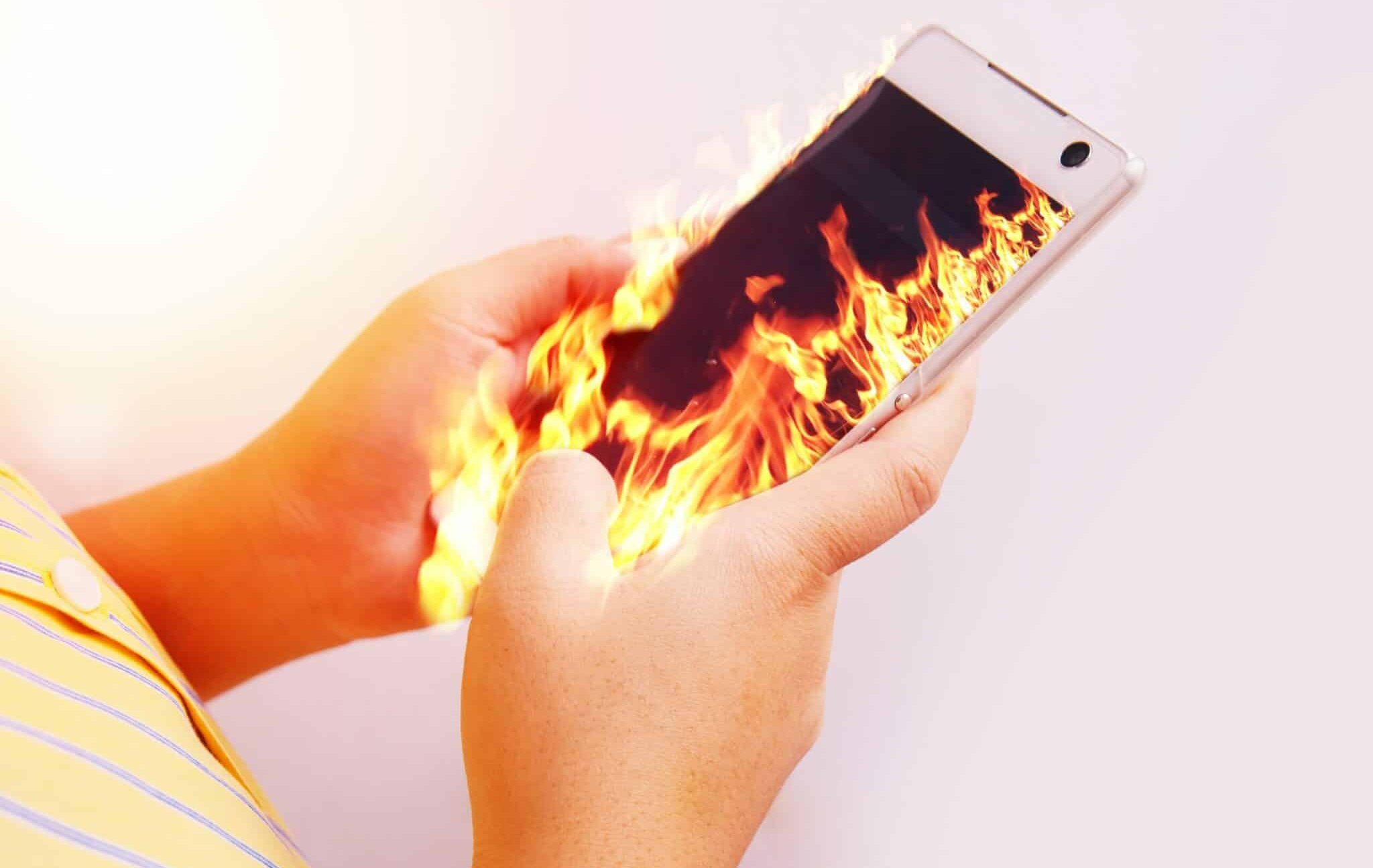 01.-phone-overheat-1-scaled