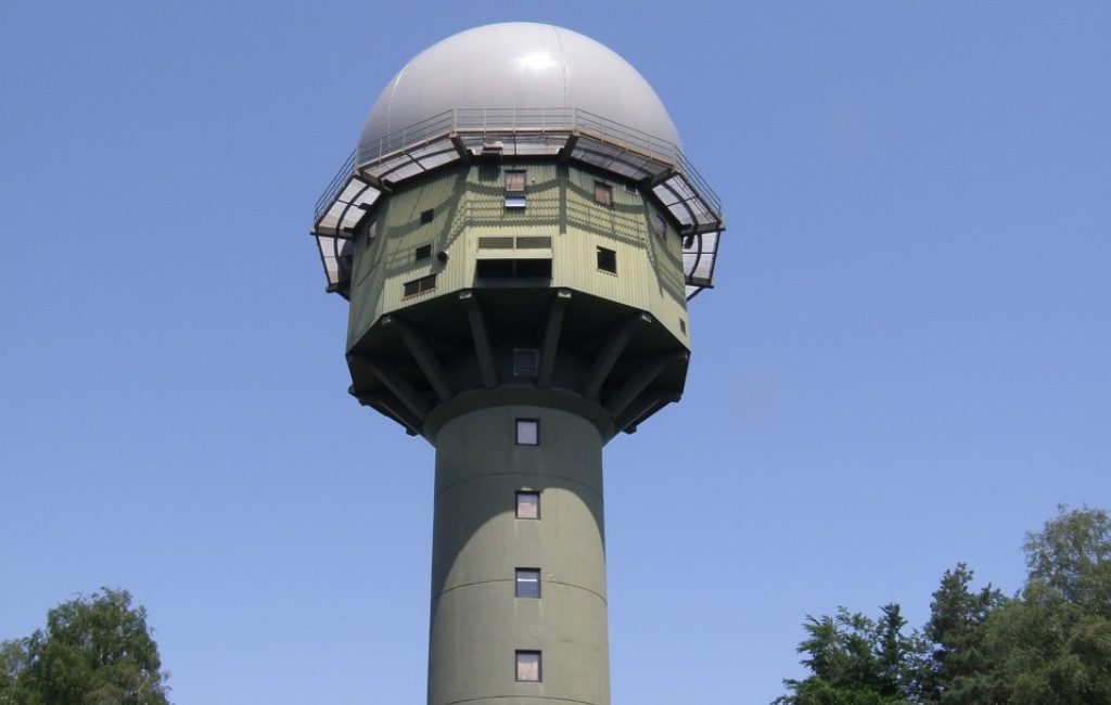 Das derzeit genutzte Luftraumüberwachungsradar HADR. / Weiterer Text über ots und www.presseportal.de/nr/147341 / Die Verwendung dieses Bildes ist für redaktionelle Zwecke unter Beachtung ggf. genannter Nutzungsbedingungen honorarfrei. Veröffentlichung bitte mit Bildrechte-Hinweis.